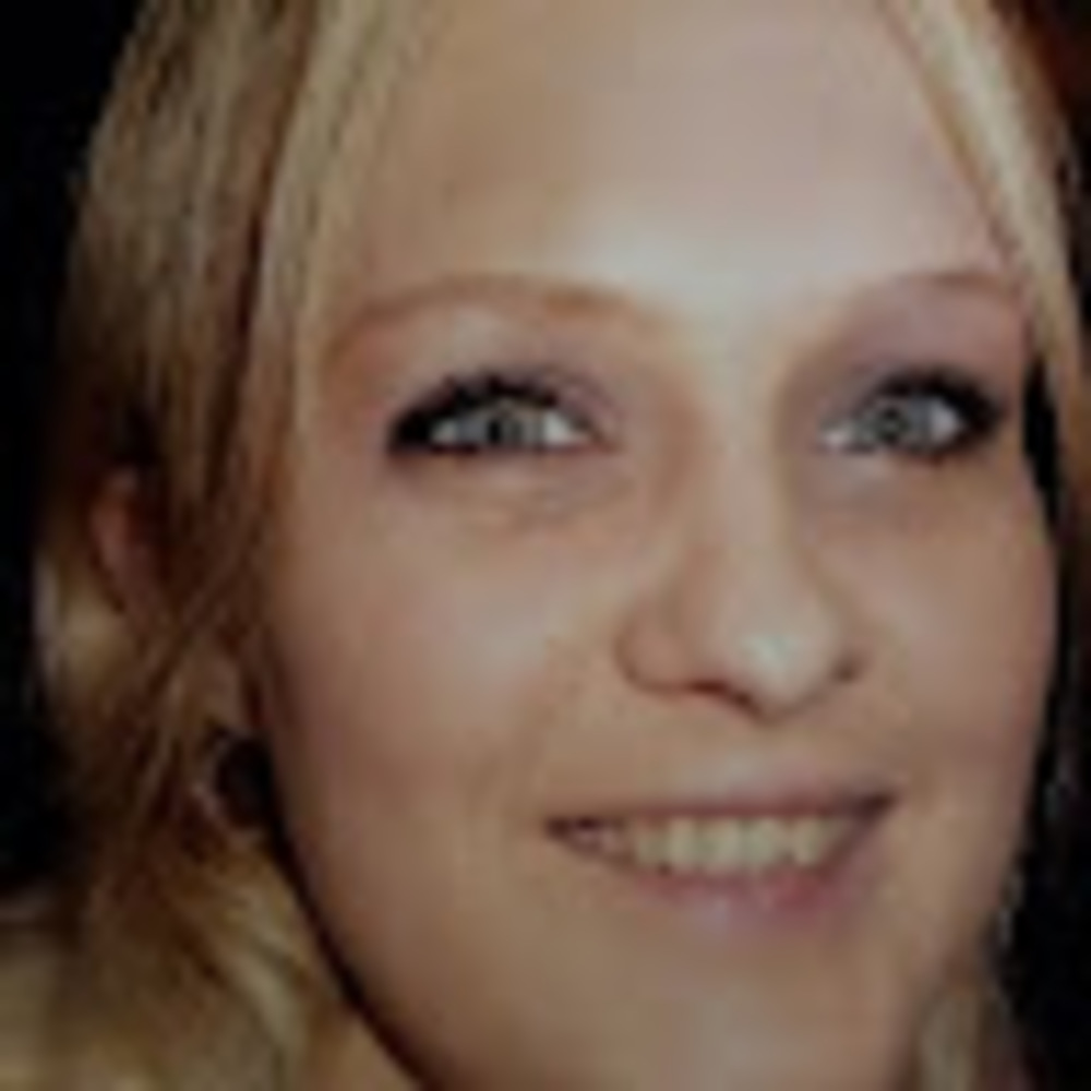Meet your Posher, Leeann